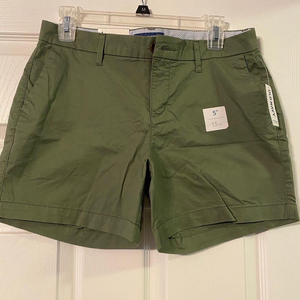 Old Navy Shorts. NWT. Size 4